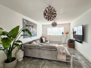 Photo 1- click for photo gallery